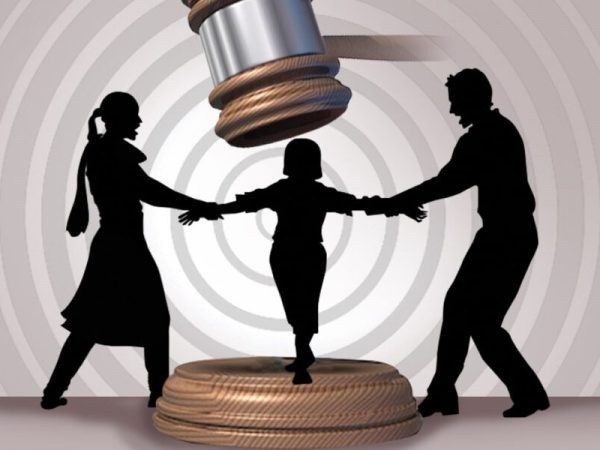 child-custody-900x600